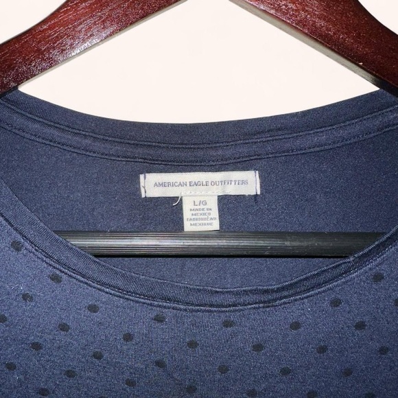 American Eagle AE Navy Blue Black Polka Dot Cropped Tee T Shirt Crop Top Slit - Picture 4 of 5